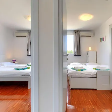 Katka By Interhome Umag